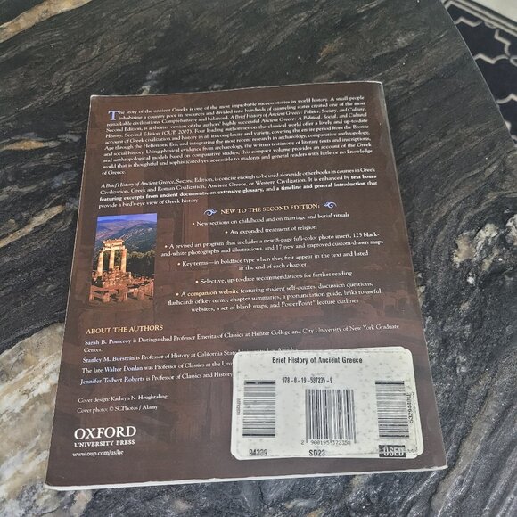 A Brief History of Ancient Greece: Politics, Society and Culture - Picture 2 of 2